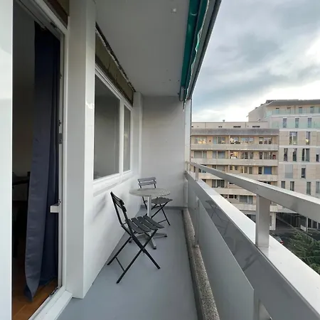 Charming Near The Geneva Lägenhet